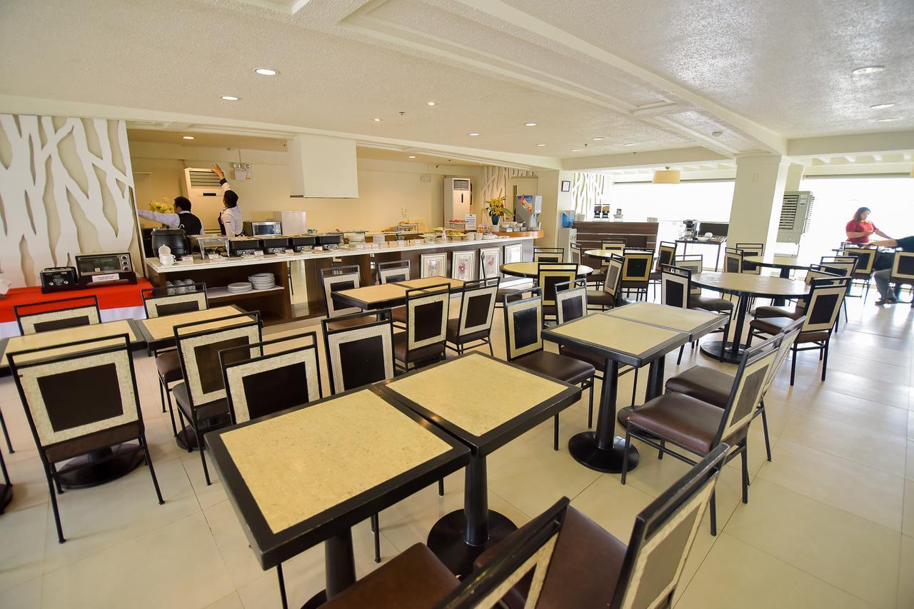 Hotel Tavern Суригао Екстериор снимка